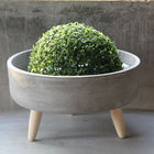 鍋の2サイズの装飾的な利用できるのための3木足の花壇が付いている定形セメントの植木鉢